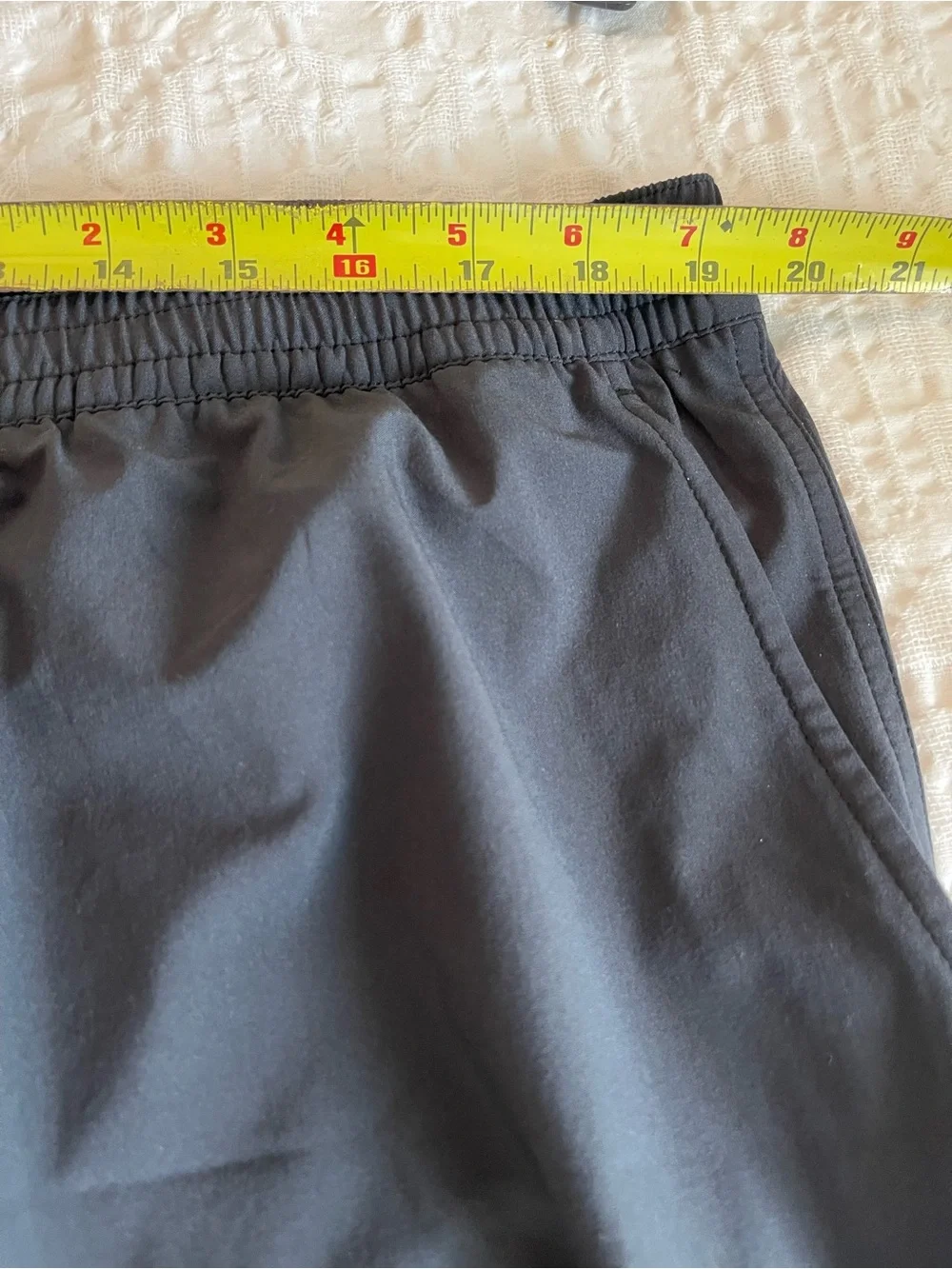 Southern Tide Shorts Mens 2XL Classic Black Rip Channel Swim Trunks Zip Pockets